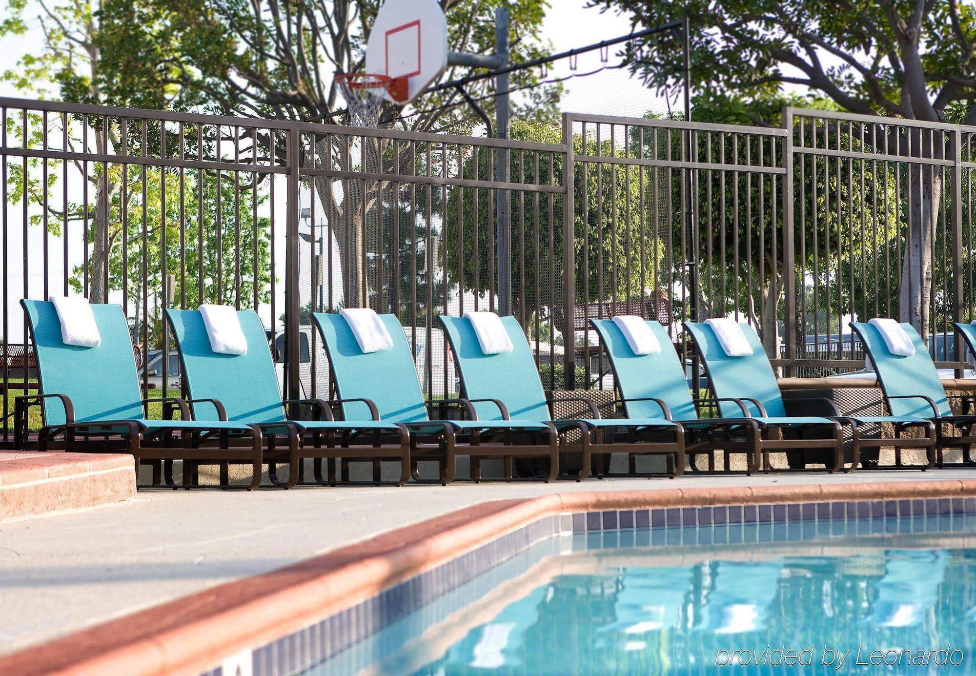 Residence Inn Costa Mesa Newport Beach Ngoại thất bức ảnh